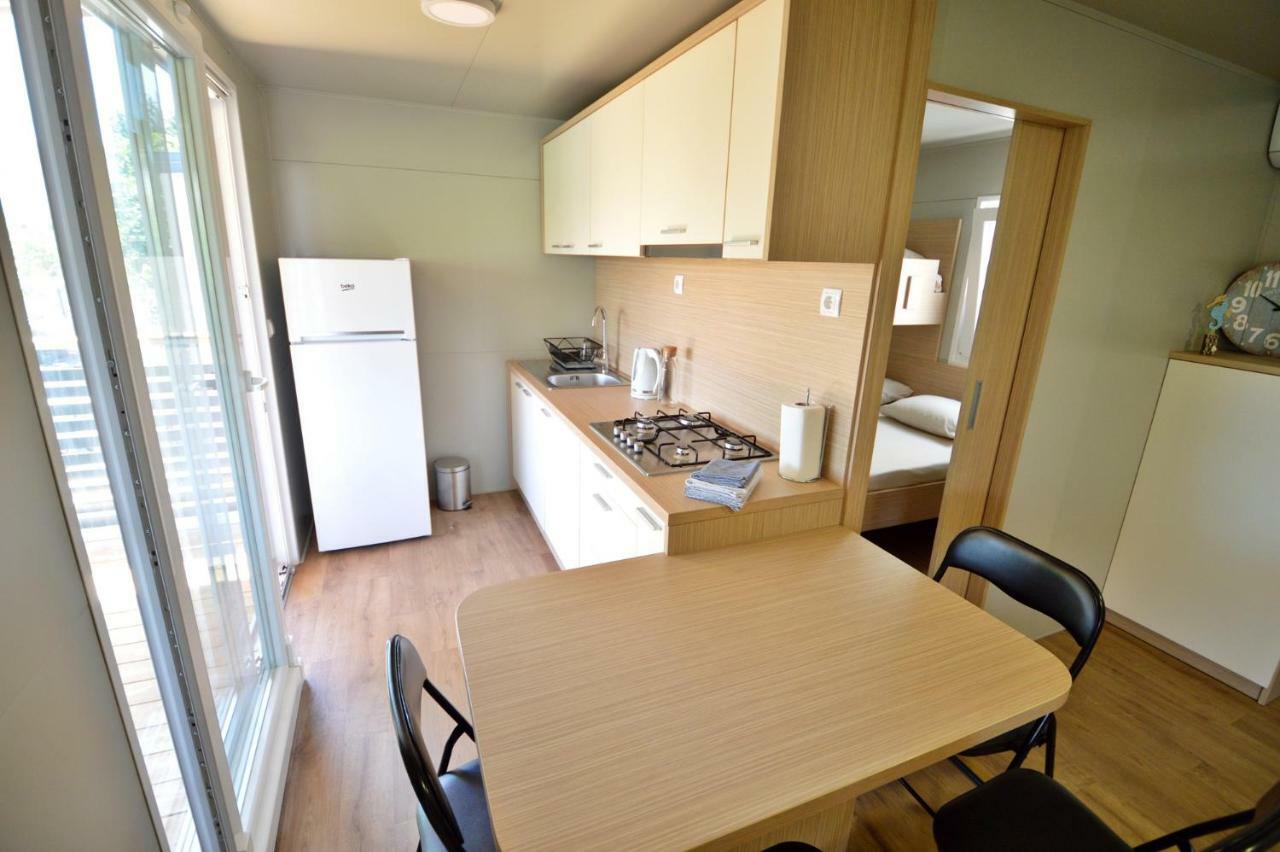 Mobile Home Cvita Betina  Exterior photo